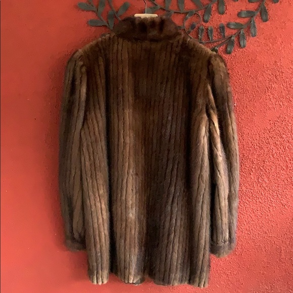 Vintage old HOLLYWOOD fur jacket. - Picture 6 of 6